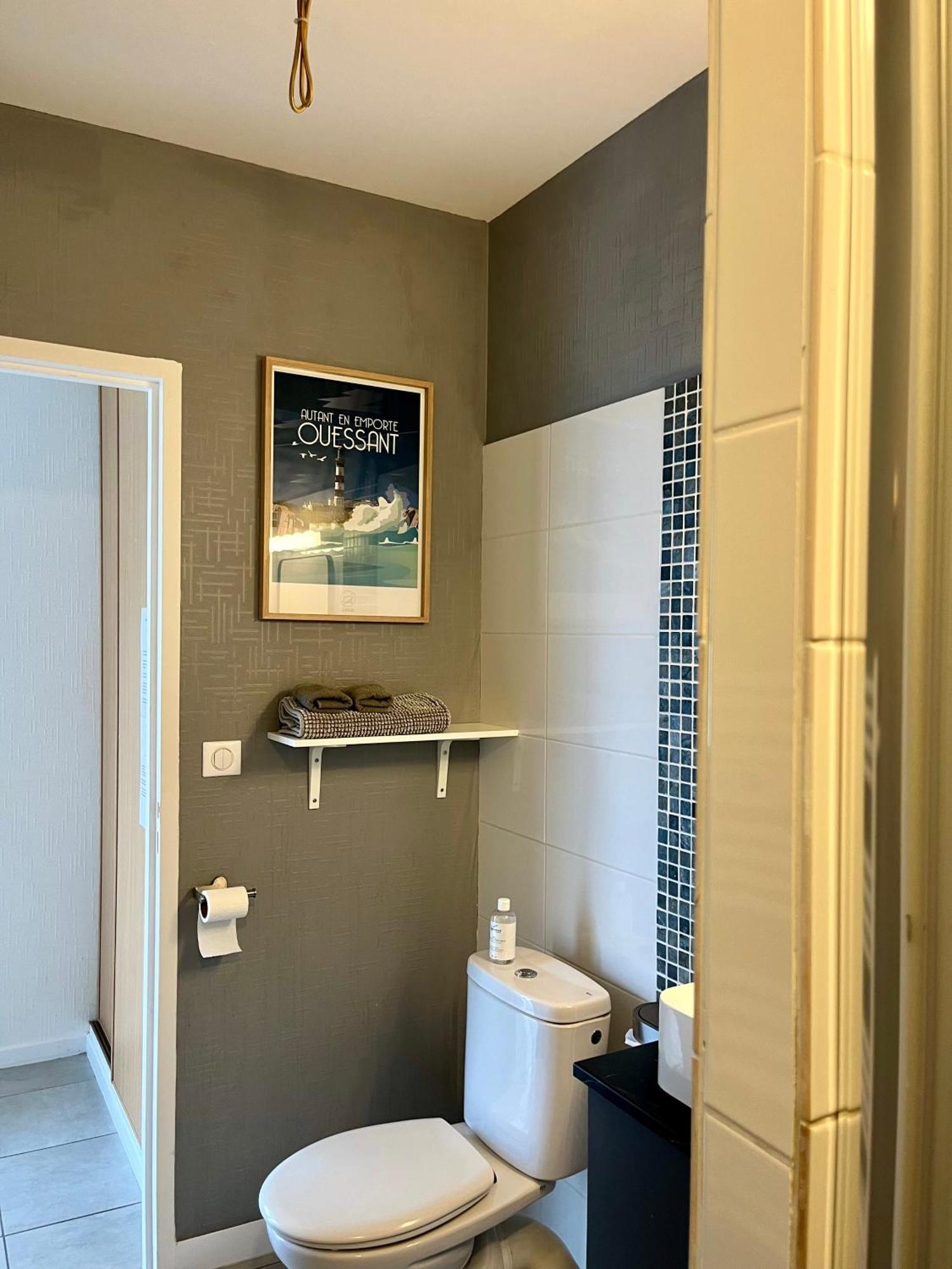 L'Atelier De Mezareun Bed and Breakfast Ushant Εξωτερικό φωτογραφία